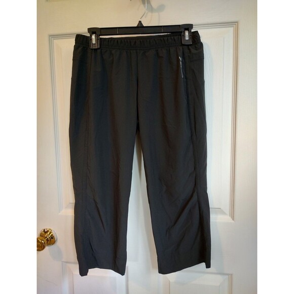 Brooks Womens Size Medium Black Capri Running Pants - Picture 1 of 7